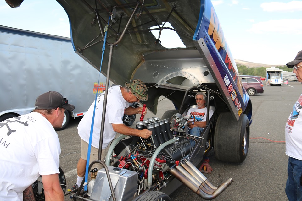 pop bang boom injected nitro funny car warm up at renegade raceway